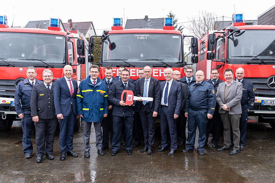 2020 feuerwehr fahrzeuguebergabe
